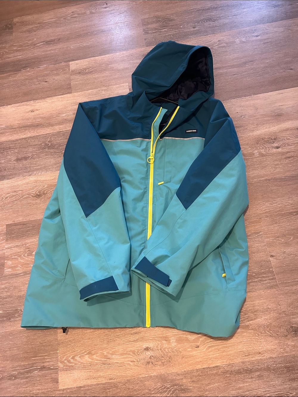 XXLg -Tall Lands' End Two-Tone Teal & Navy Waterproof Jacket with Yellow Trim